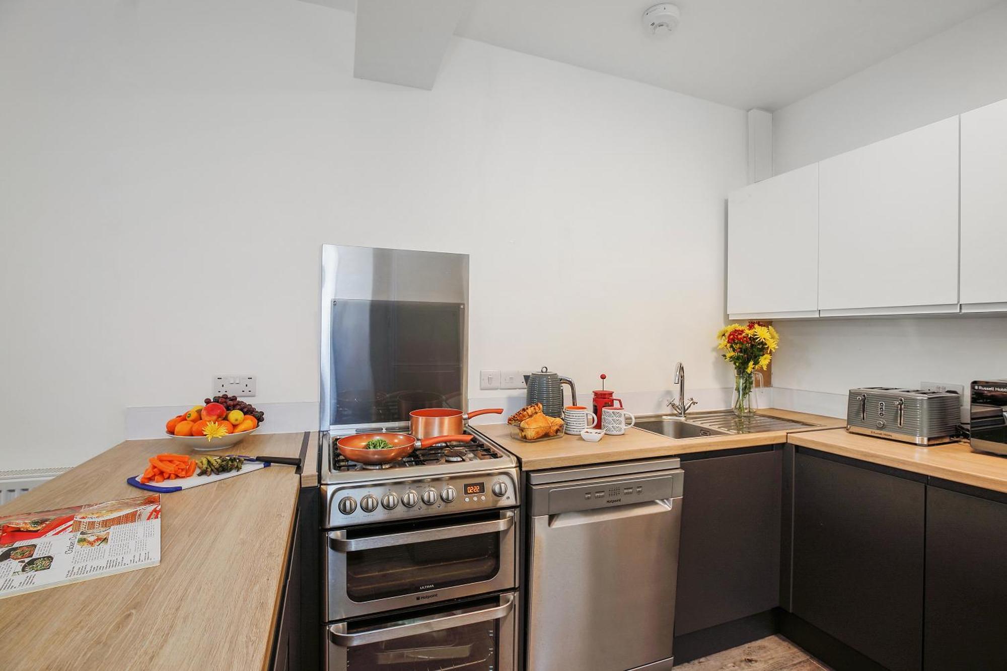 Tyme Suites On Kingsway 克利索普斯 外观 照片
